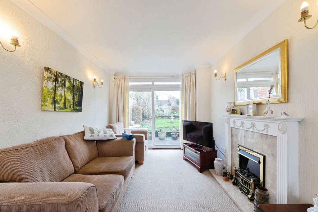 Property photo 3 of 27 Pbox-Img.Jpg