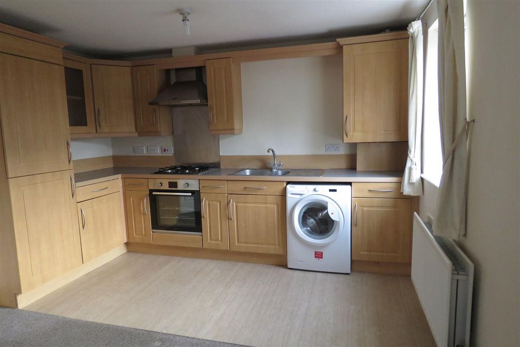 Property photo 2 of 5