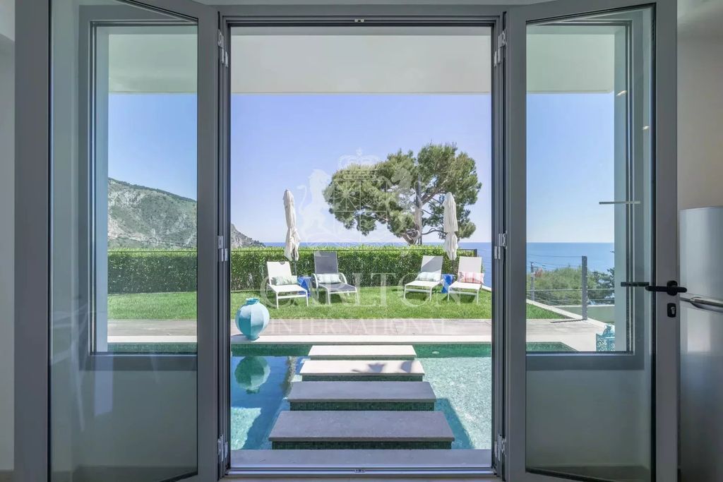 Property photo 1 of 16 Breathtaking Sea View – Bright Villa Just 5 Minutes From The Beach – Èze-Sur-Mer
