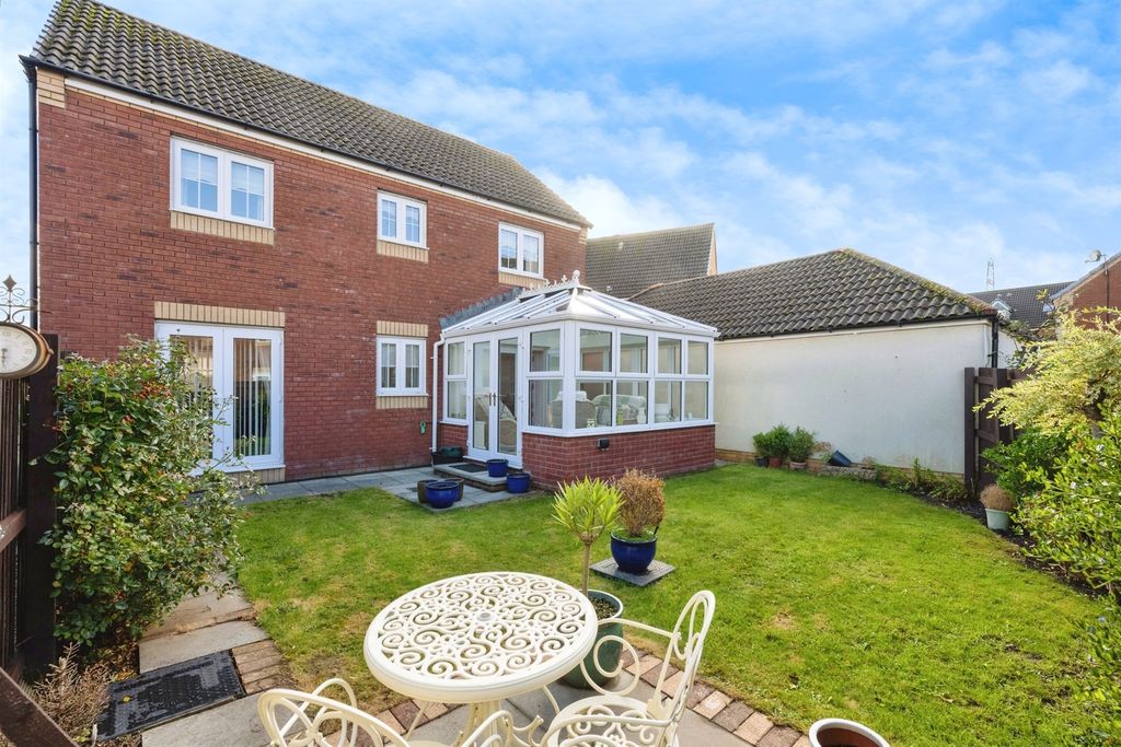 Property photo 2 of 17