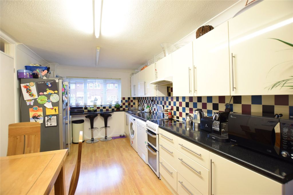 Property photo 2 of 8 Picture No. 02