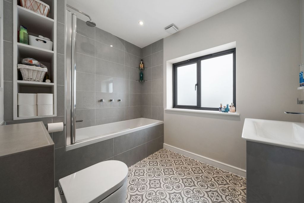 Additional image 16 of 6 bed detached house for saleEdgwarebury Lane, Edgware HA8