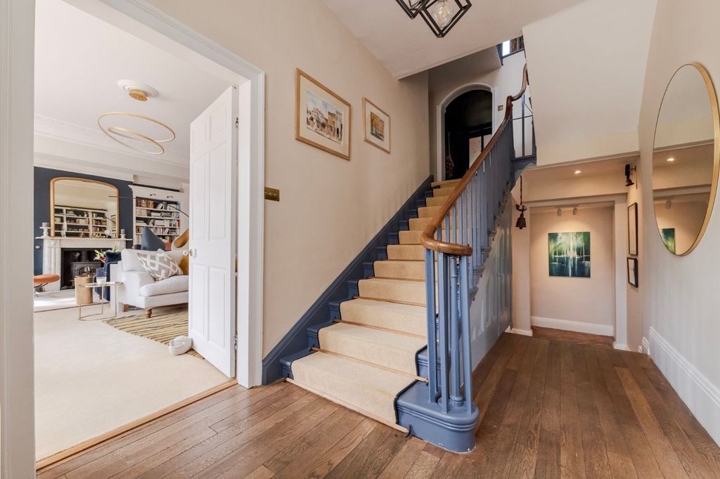 Additional image 5 of 7 bed detached house for salePershore WR10