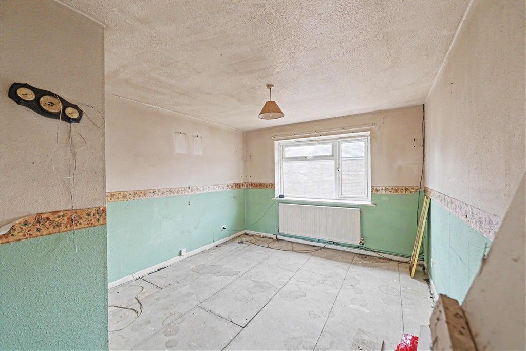 Property photo 3 of 5