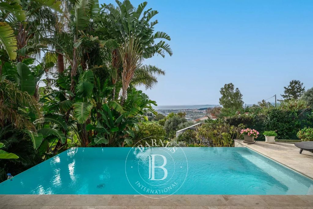 Property photo 3 of 21