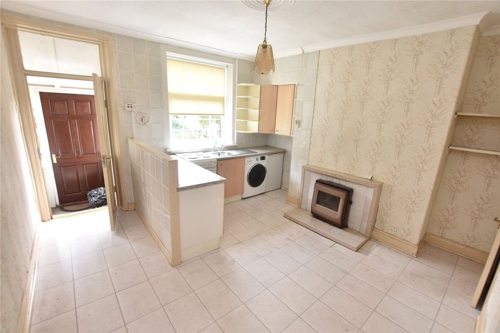 Property photo 3 of 10 Picture No. 12