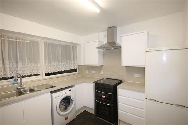 Property photo 3 of 9 3