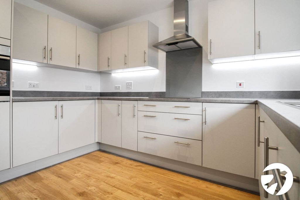 Property photo 3 of 10 Picture No. 03