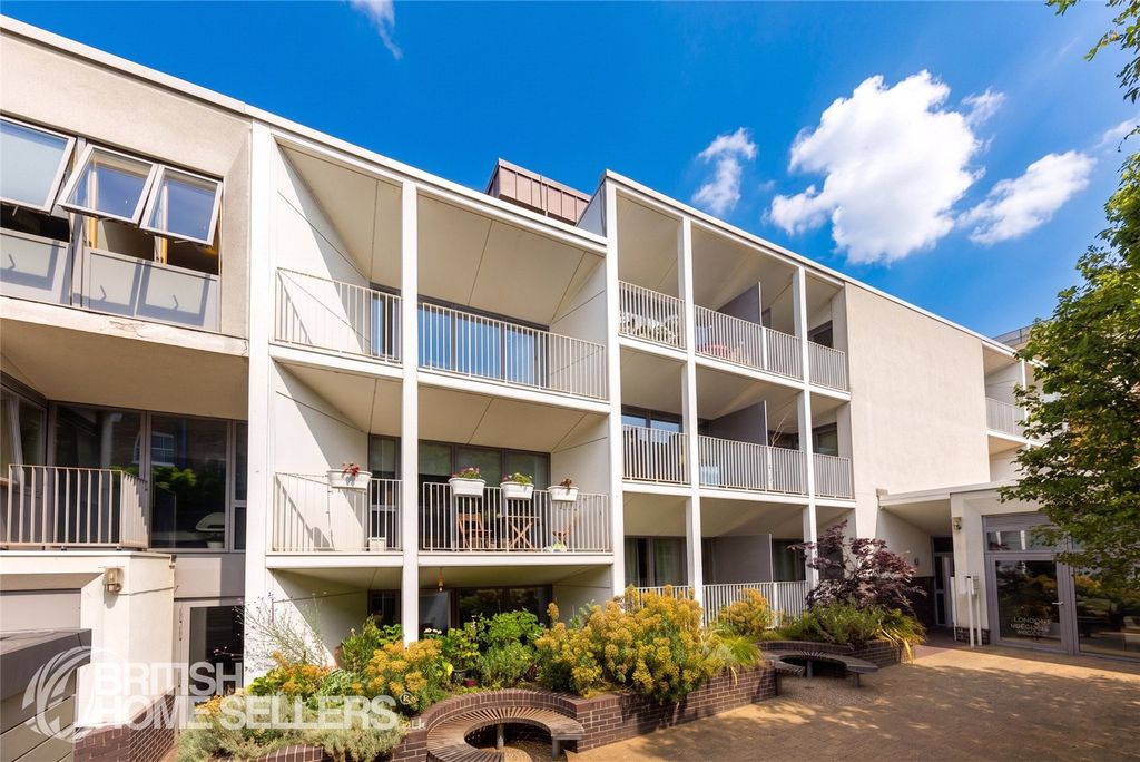 Property photo 1 of 7 Picture No. 09