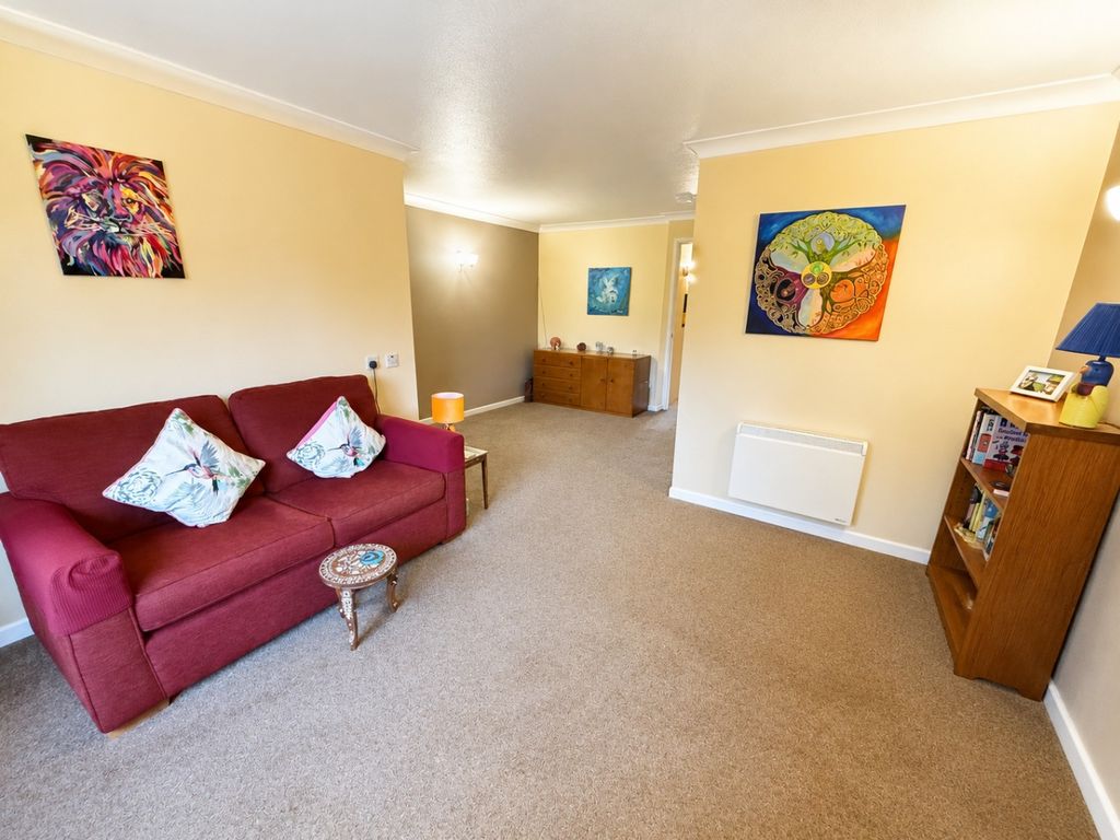 Property photo 2 of 7 5439152