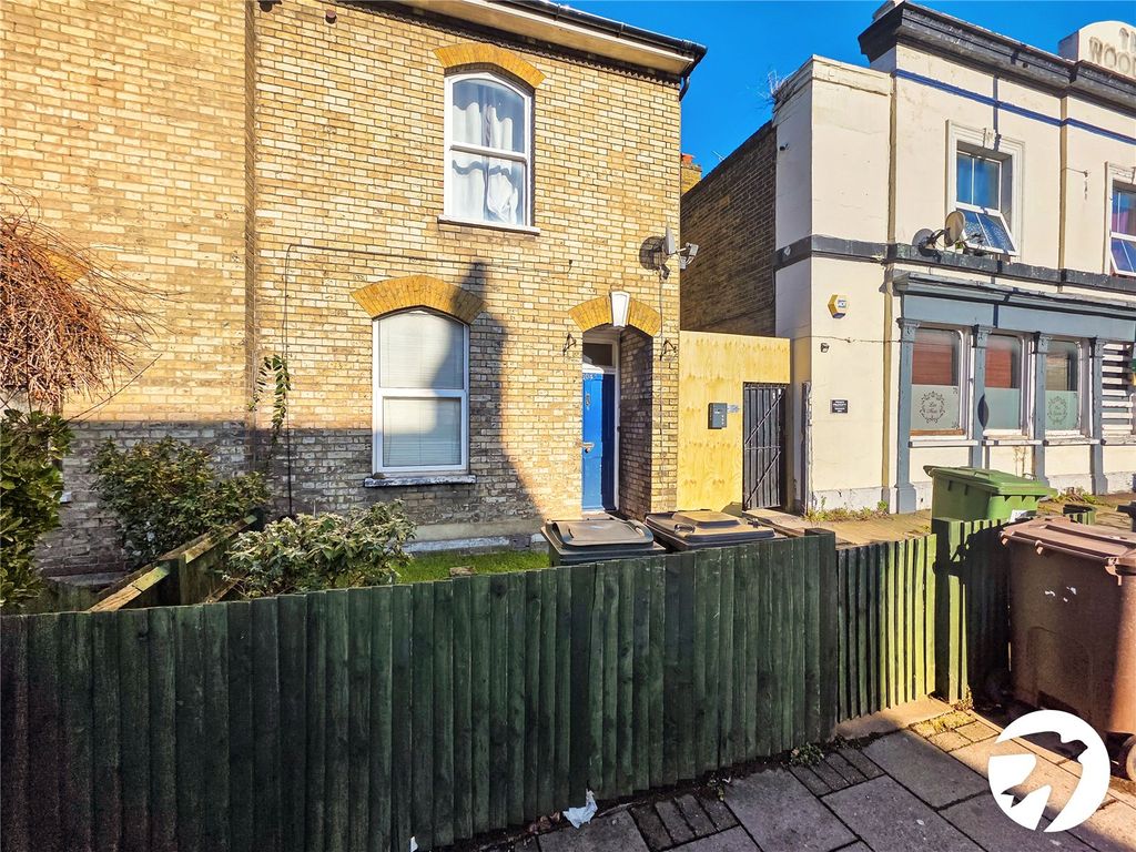 Property photo 1 of 7 Picture No. 08