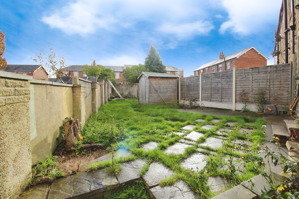 Property photo 3 of 15