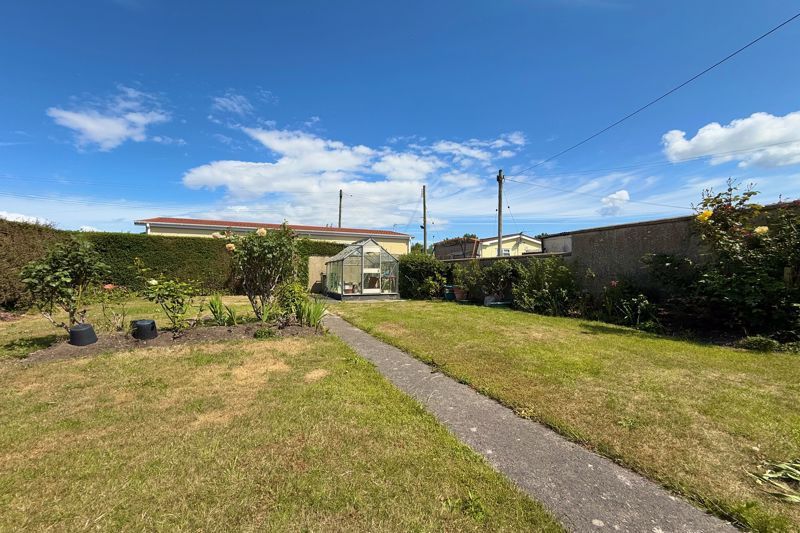 Property photo 2 of 21 Photo 23