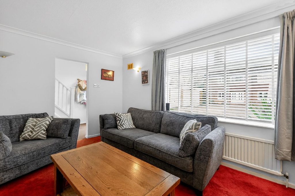 Property photo 2 of 23 Pnmb0043.Jpg