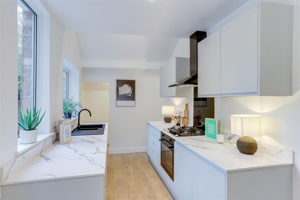 Property photo 2 of 24 091125_25.Jpg