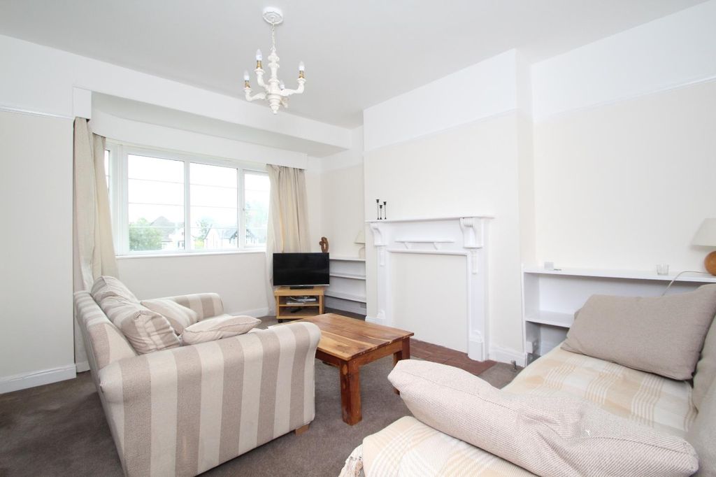 Property photo 2 of 10 0 General