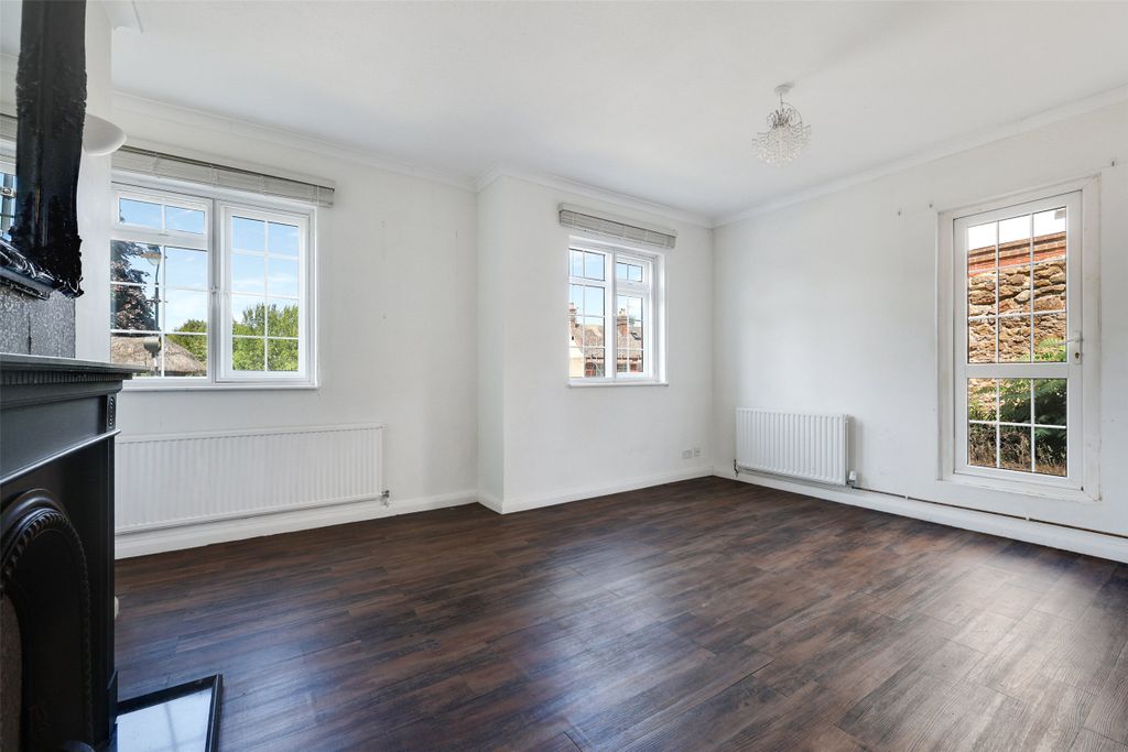 Property photo 2 of 12 Picture No. 07