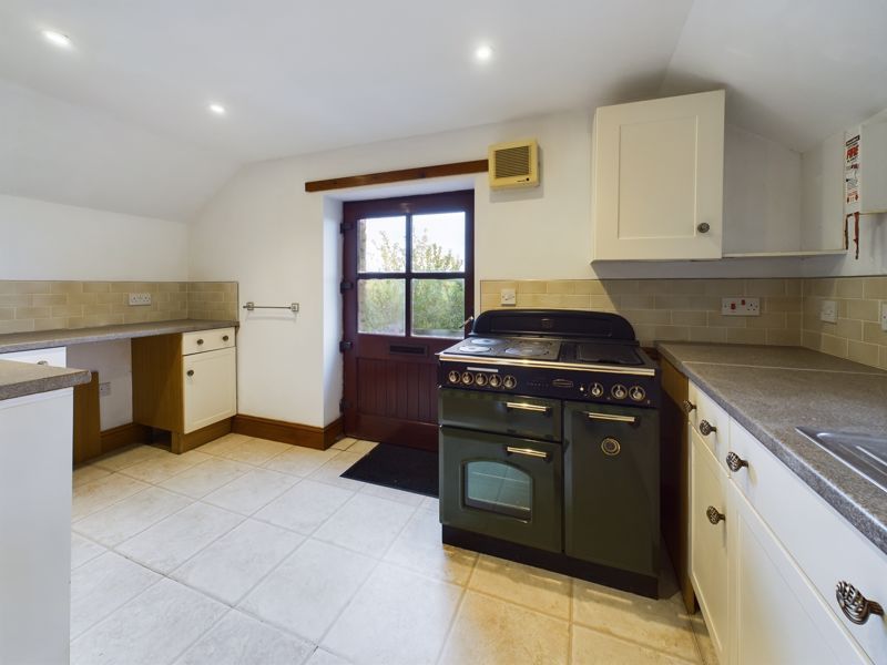 Property photo 2 of 14 Kitchen