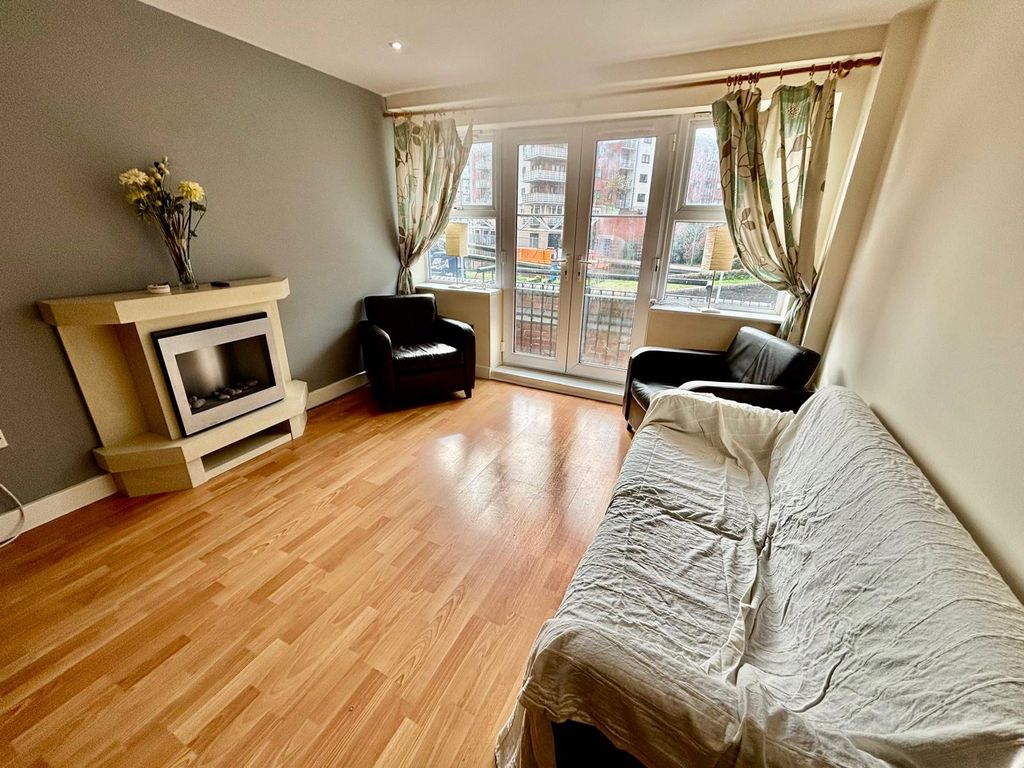 Property photo 2 of 11 Picture No. 04