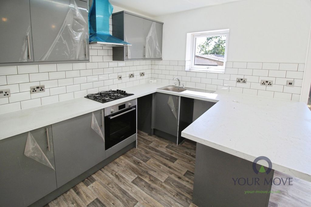 Property photo 2 of 16 Kitchen/Diner