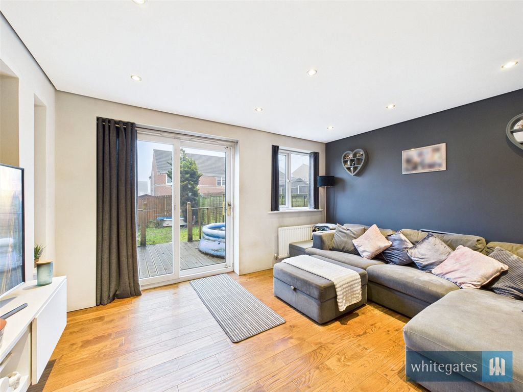 Property photo 2 of 16 Picture No. 01