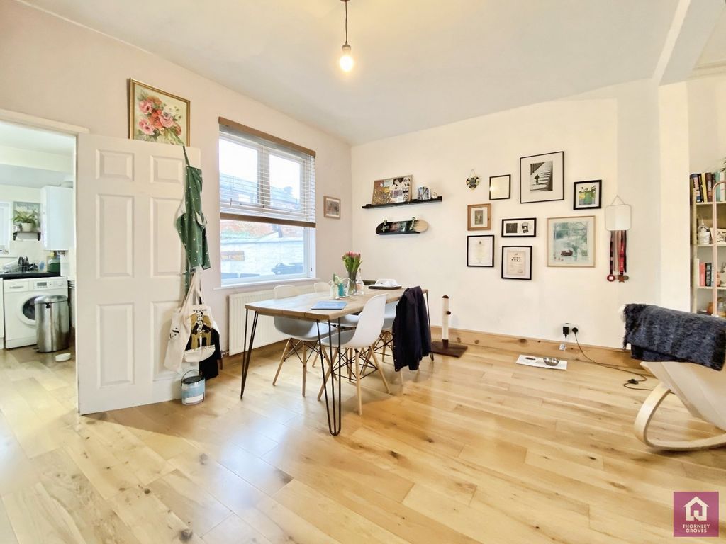 Property photo 2 of 20 Picture No. 17