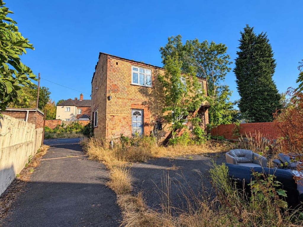 Property photo 1 of 13