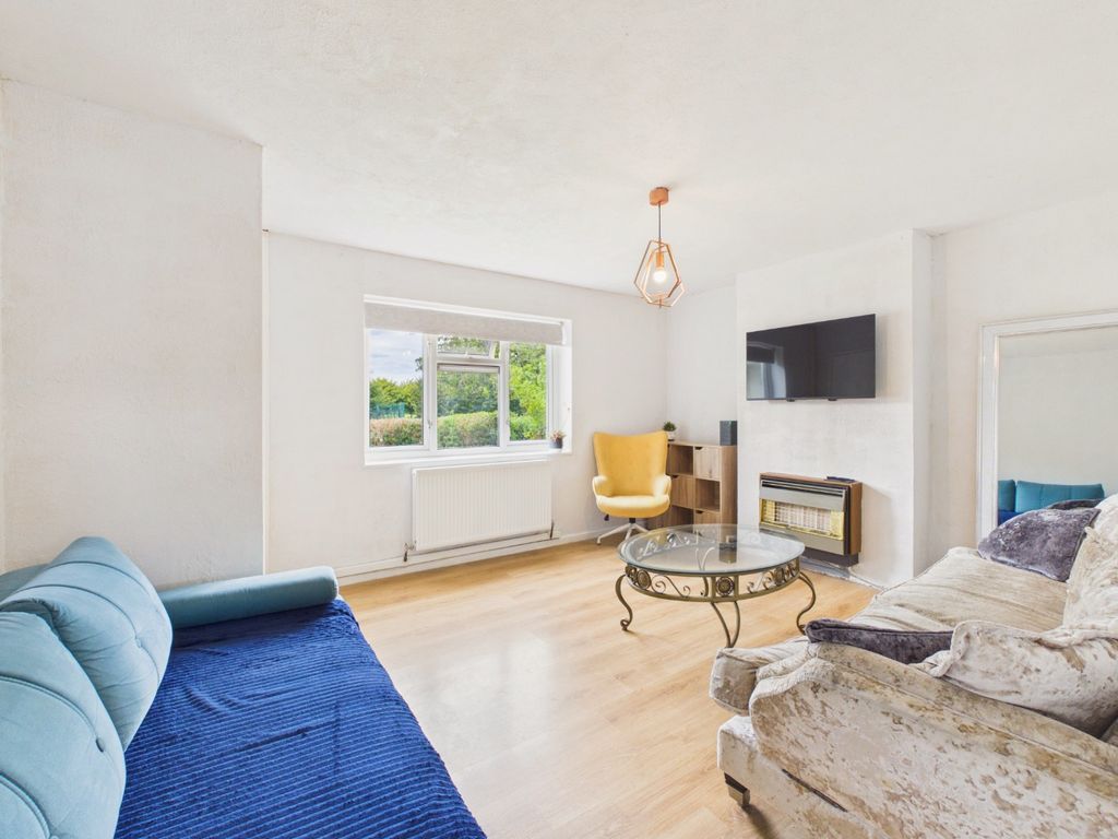 Property photo 3 of 14 5443594