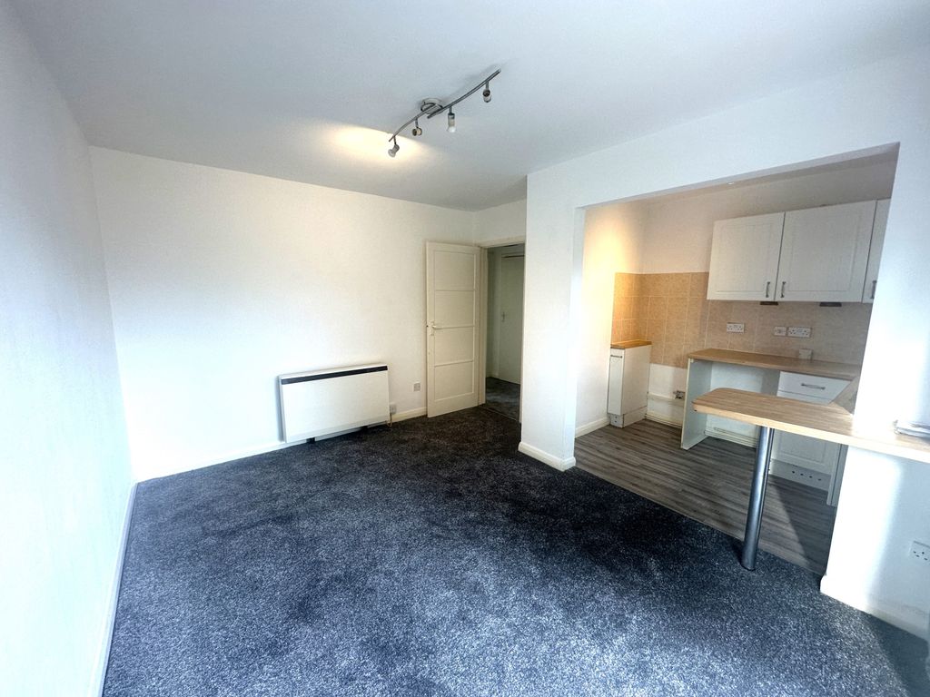 Property photo 2 of 10 Img_1169