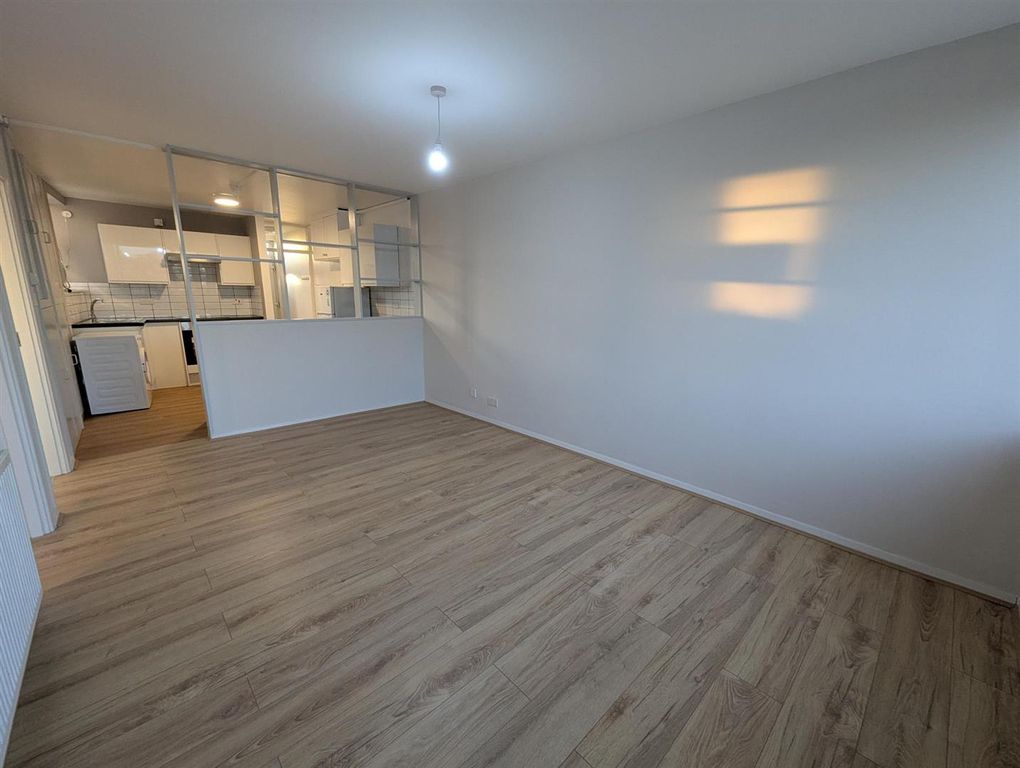 Property photo 3 of 6 Pxl_20251112_155204631.Jpg