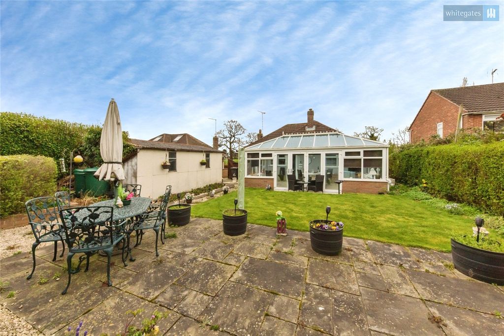 Property photo 1 of 16 Picture No. 15