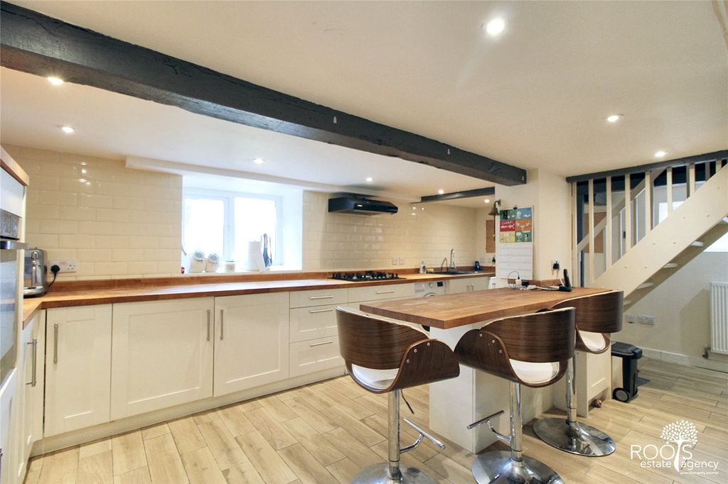Property photo 2 of 13 Picture No. 06