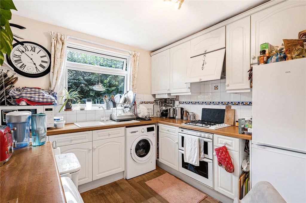 Property photo 3 of 13 Kitchen
