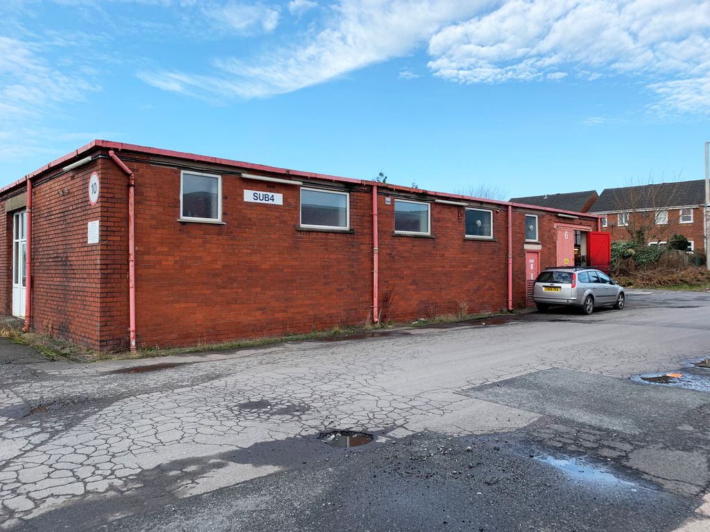 Property photo 2 of 3