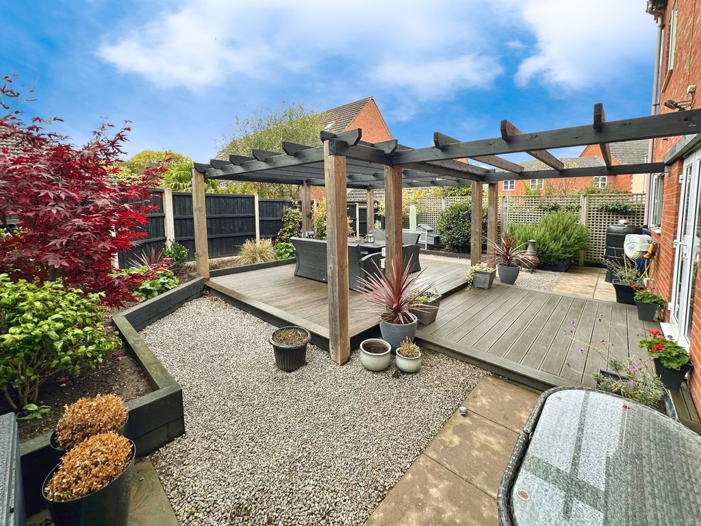 Property photo 2 of 15