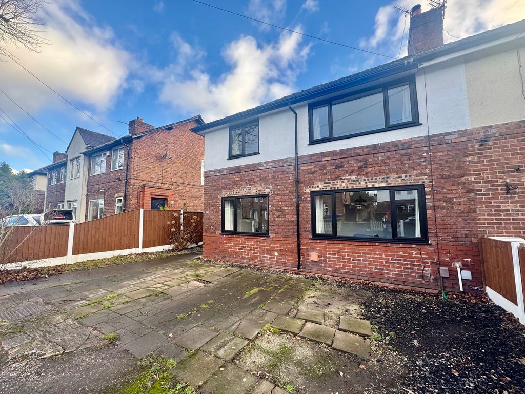 Property photo 1 of 46