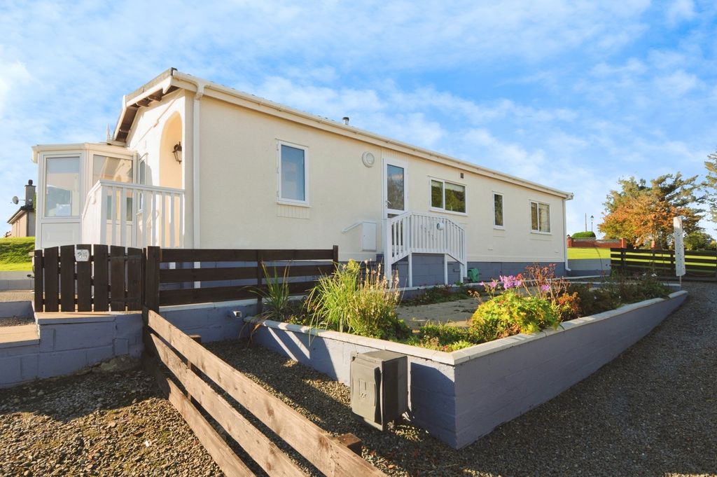 Property photo 1 of 17 Photo