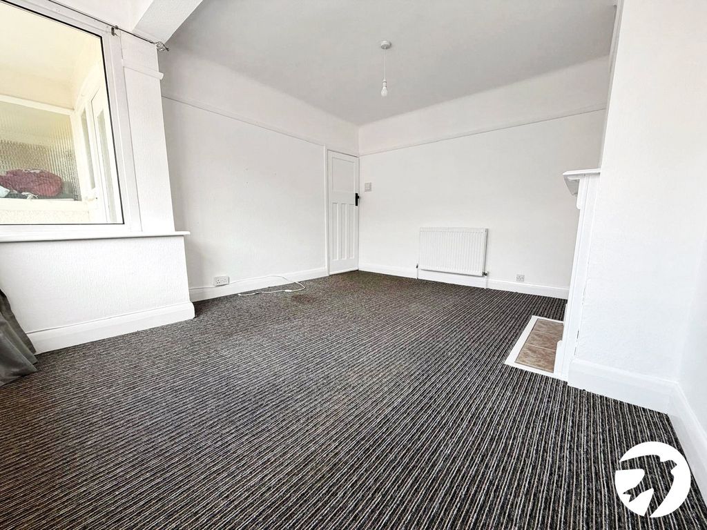 Property photo 3 of 15 Picture No. 09