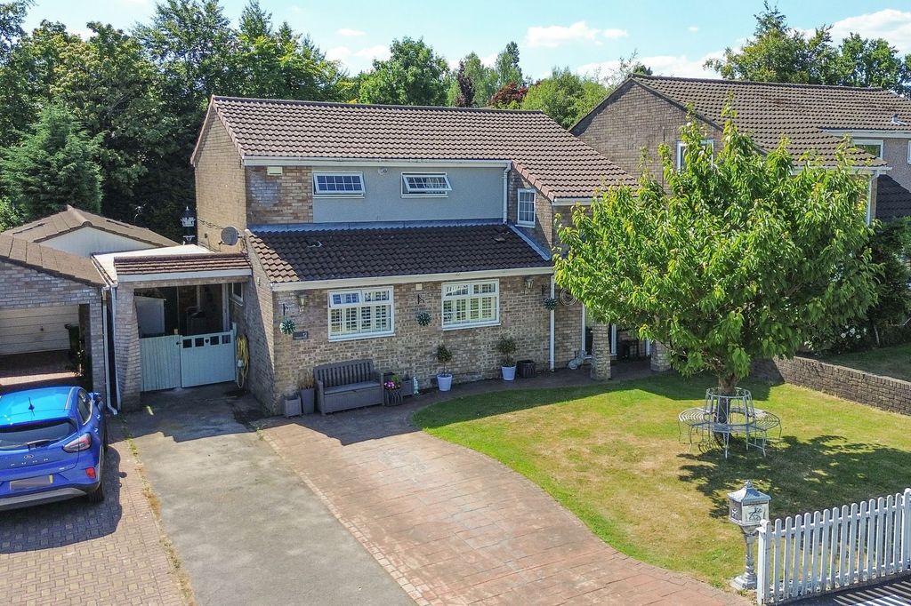 Property photo 1 of 30