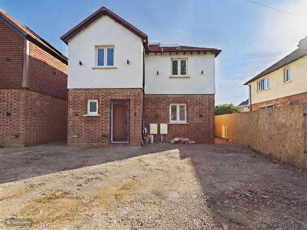 Property photo 1 of 15 Cam01563G0-Pr0347-Still001-001.Jpg