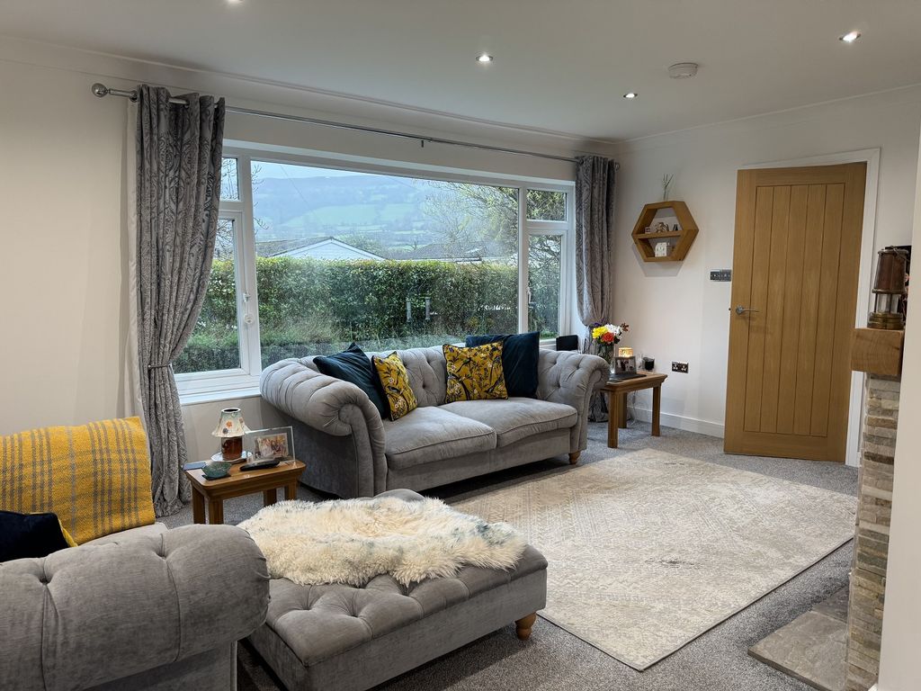 Property photo 2 of 19 Not Specified