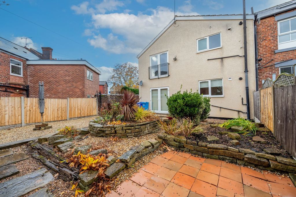 Property photo 1 of 22