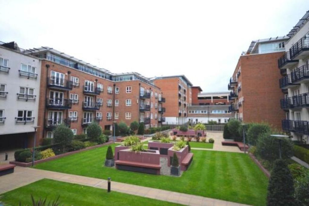 Property photo 1 of 7 Courtyard