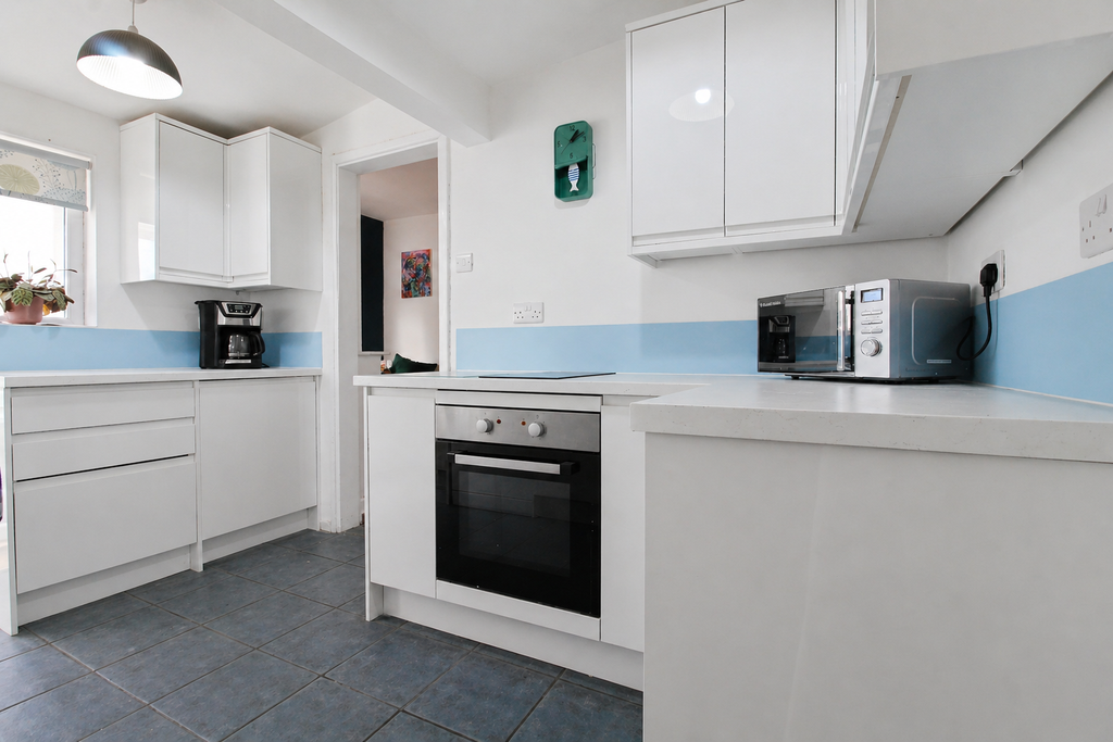 Property photo 1 of 20 Kitchen