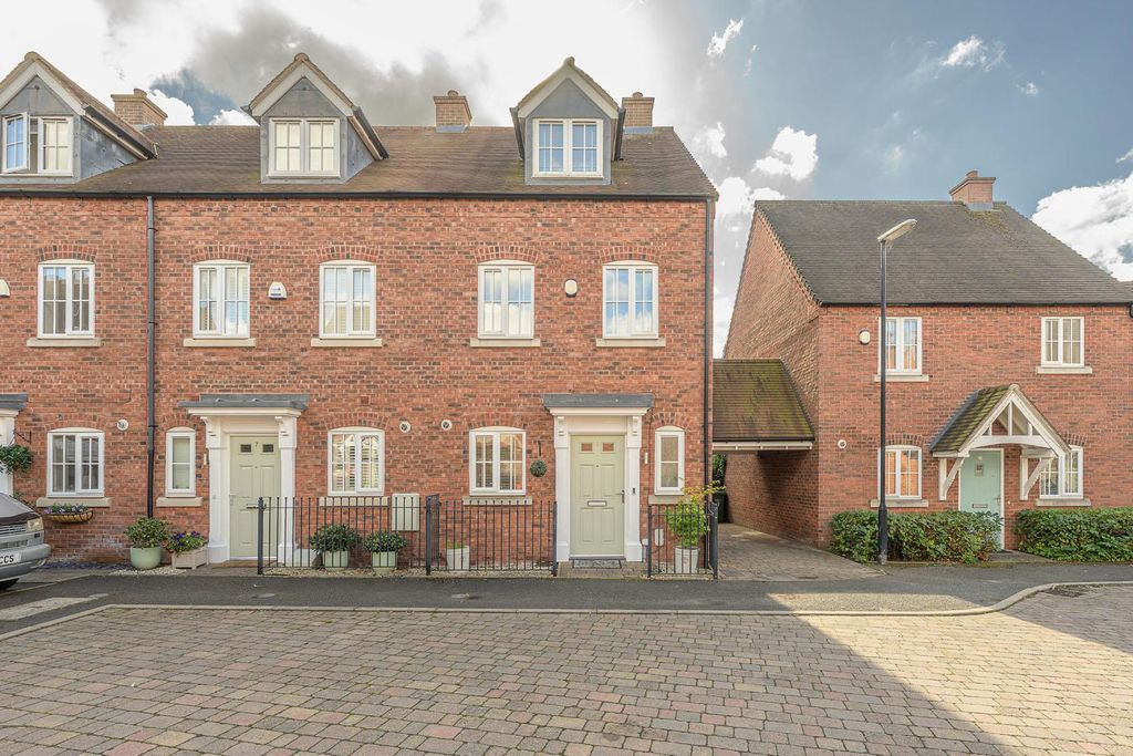 Property photo 1 of 23