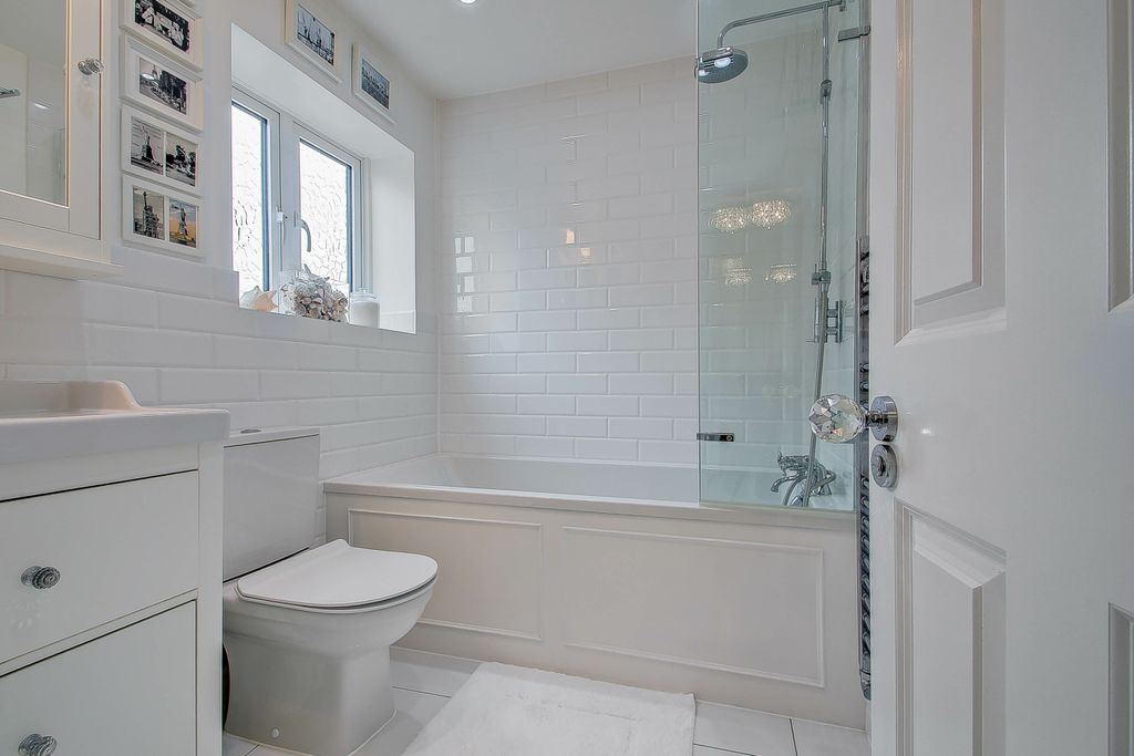 Additional image 11 of 3 bed semi-detached house for saleOakwood Crescent, Greenford UB6