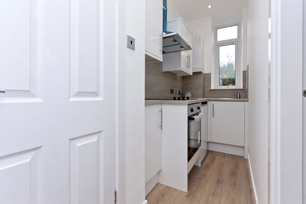 Additional image 4 of 1 bed flat to rentBedford Road, Aberdeen AB24