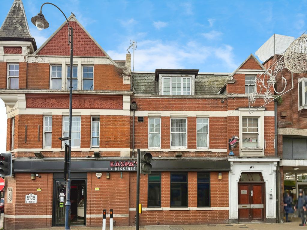 Property photo 1 of 8 Front