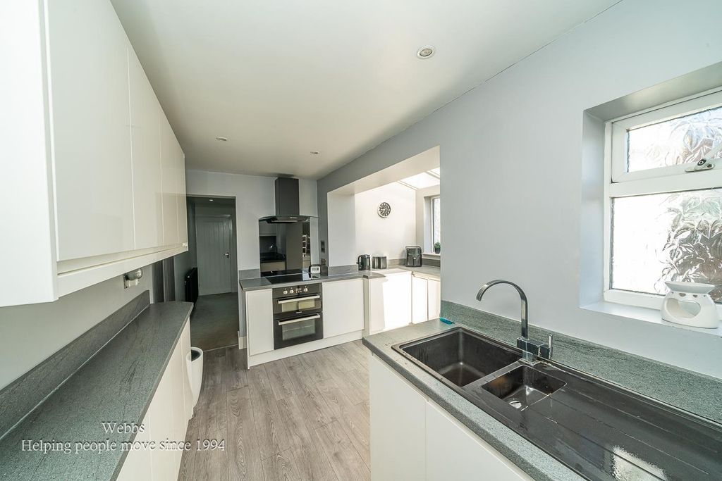 Property photo 3 of 22 Dsc02945.Jpg