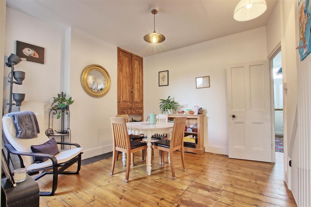Property photo 3 of 14 Dining Room From Kitchen.Jpg